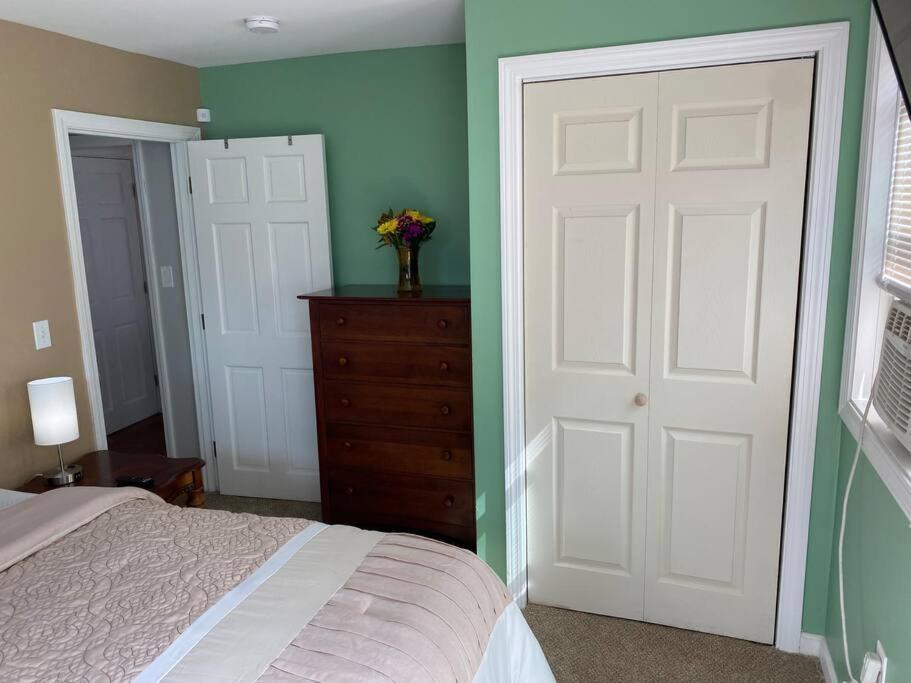 Sunny One Bedroom In Historic Downtown دوفر المظهر الخارجي الصورة